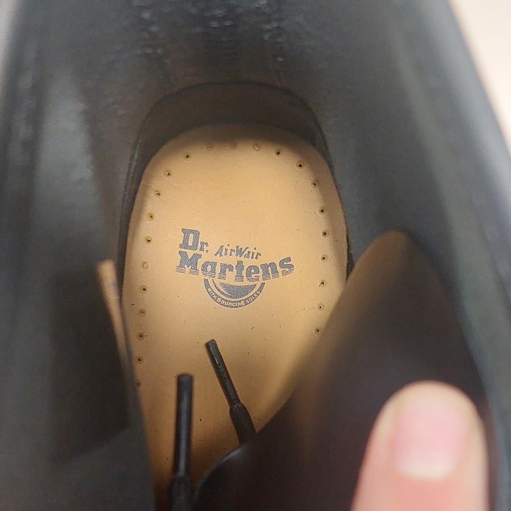 NWT! Dr. Martens 1460 Black Smooth Leather Women's size 9 Mens size 8 - Picture 14 of 14